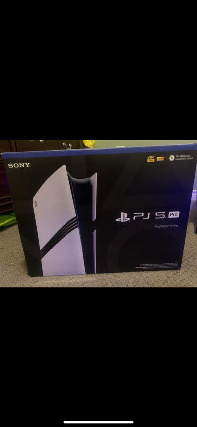 Ps5 pro console opened box I am the original owner 10/10 condition