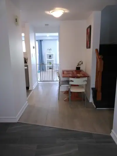 a beautiful room for rent in RVH  and Georgian college area