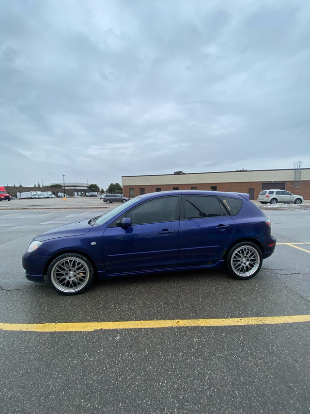 Mazda3 2.3l 90000km in Cars & Trucks in Mississauga / Peel Region - Image 2