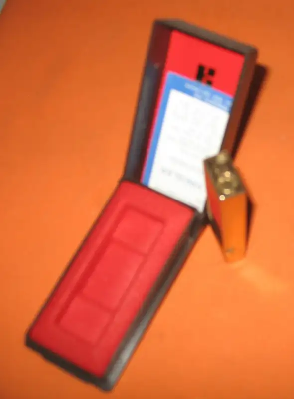Lighter KREISLER Fisher Seville Japan  Butane Electric -Lke New in Arts & Collectibles in Edmonton - Image 7