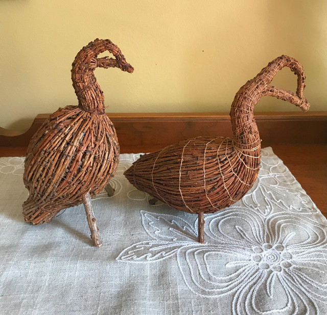 2 Handmade Tamarack Geese Decoys $35 each in Arts & Collectibles in Ottawa - Image 3
