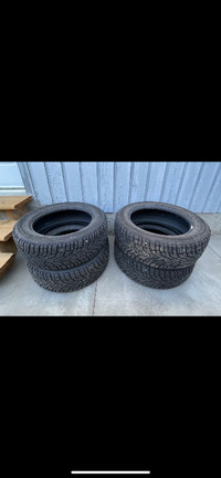 Winter tires for sale (225/60 R 18)