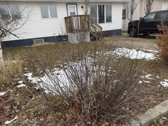 4 bedroom, 2-1/2 bath home for sale with double detached garage in Houses for Sale in Prince Albert - Image 9