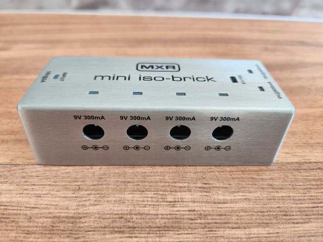 MXR Mini Iso-brick M239 in Amps & Pedals in Swift Current - Image 4