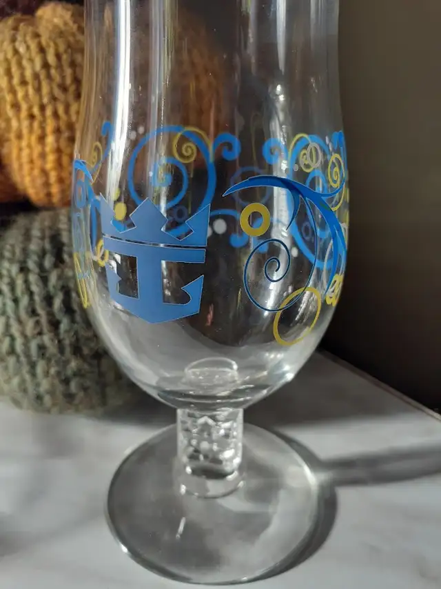 12 Cocktail Glasses64319063601666121