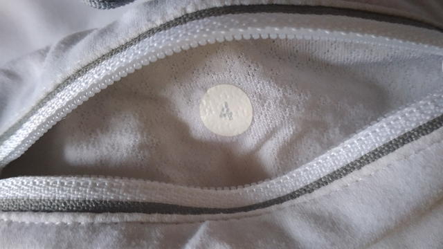 Lululemon Run Speed Short Wee Are From Space White Combo in Women's - Bottoms in City of Toronto - Image 7