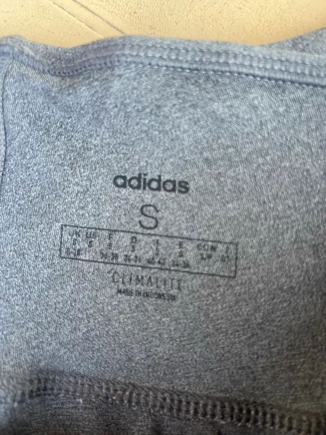 adidas leggings  in Women's - Bottoms in City of Toronto - Image 3