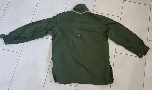 Military/Army Jackets L_XL in Men's in Sudbury - Image 10