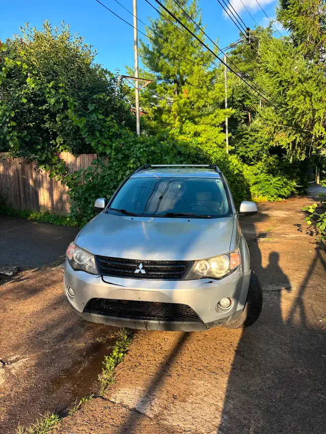 MITSUBISHI OUTLANDER 2009569252802410598401