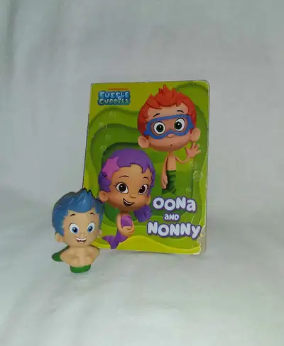 Bubble Guppies Tub Water Squirter Toy & Board Book ☆ Gil Deluxe Water Squirter Tub Fun Bubble Guppie...