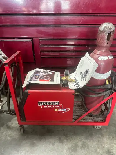 Lincoln Electric Mig Welder, View more