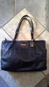 Coach 17721 Signature Gallery Leather East West Tote Handbag