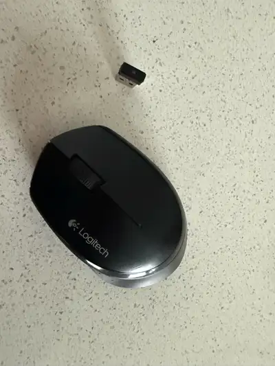 Souris sans fil Logitech, View more