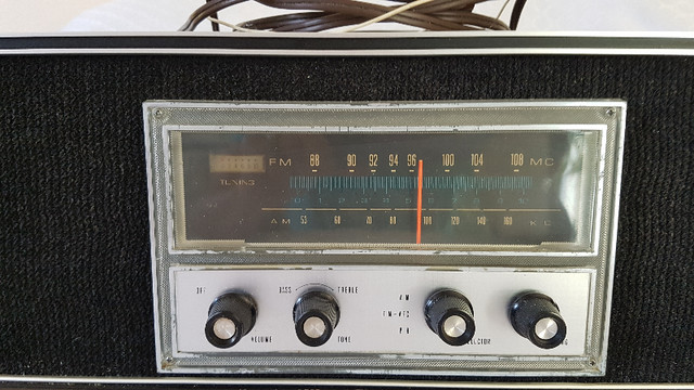 Onkyo rare radio from the 60's in Arts & Collectibles in Oshawa / Durham Region - Image 2
