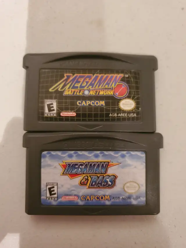Nintendo Gameboy Advance Mega Man Bundle GBA BASS BATTLE NETWORK