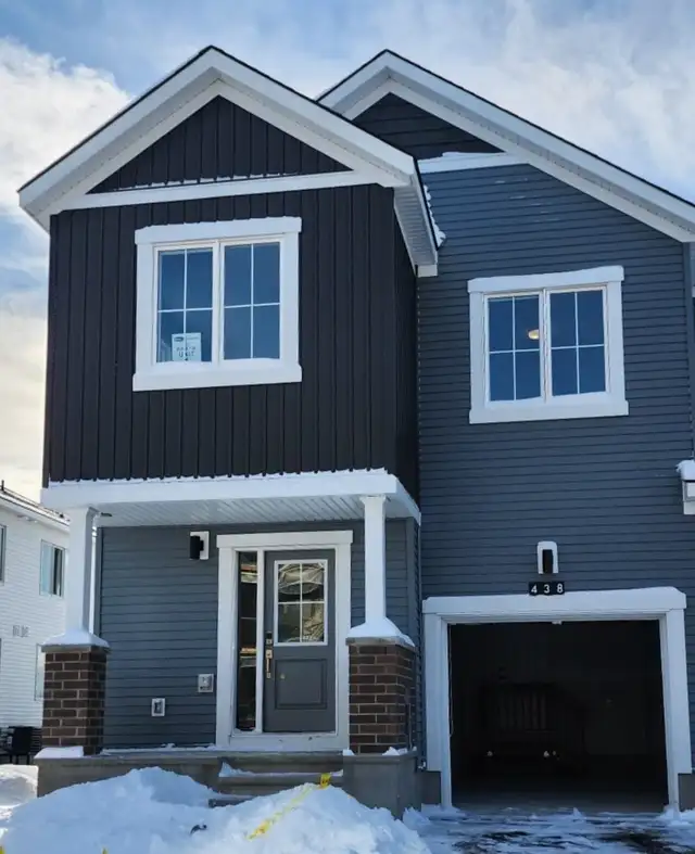 Brand-New Luxury End-Unit Townhome for Rent | Kanata North