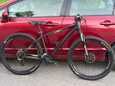 Northrock XC27 Mountain Bike – Medium – 27.5” Wheels, View more