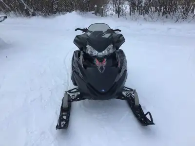 2007 Polaris 600 IQ 1470 miles battery less EFI reverse no electric start very good condition mostly...