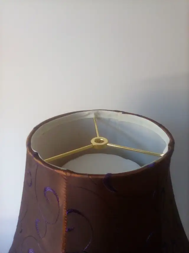 Lamp Shade with harp hardware in Home Décor & Accents in London - Image 4