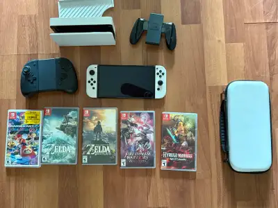Nintendo Switch OLed with games, Voir plus