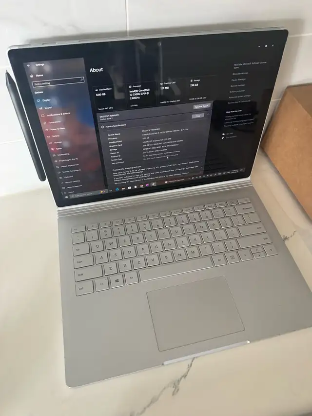 Microsoft SurfaceBook 2477741565807831041