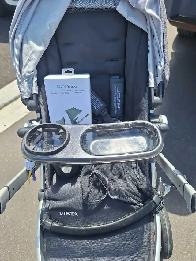 UPPAbaby VISTA Double Stroller with never used bassinet in Strollers, Carriers & Car Seats in Mississauga / Peel Region - Image 5