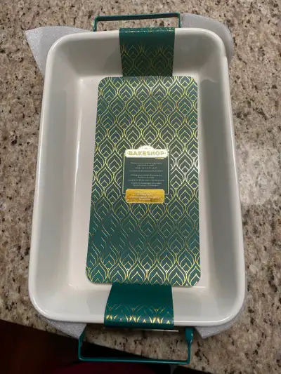 New Baking Dish & Serving Rack, View more