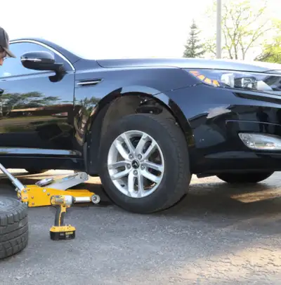 **Mobile Tire Swapping Service!** ️ At your convenience, we come to you! Swap your winter tires for...