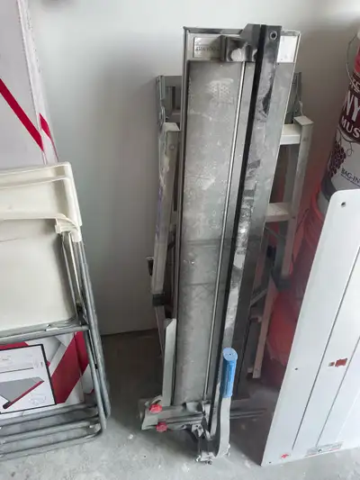 Toolway tile cutter, 36" capacity, fresh wheel, cuts porcelain nice and clean.