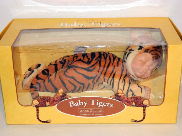 16'' Anne Geddes Sleeping Baby Tiger & Little Mommy Beach Dolls in Toys & Games in Oshawa / Durham Region