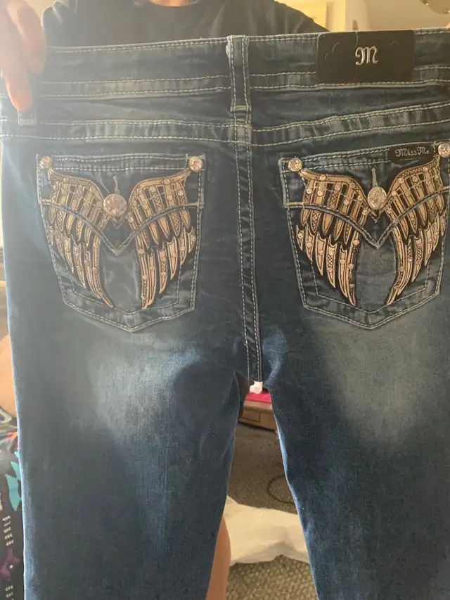 Miss me size 30 in Women's - Bottoms in Kamloops - Image 3