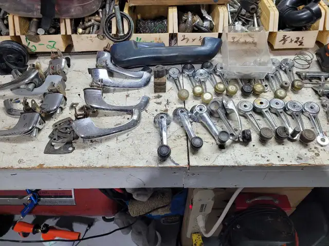 1966 to 1977 bronco parts in Auto Body Parts in Hope / Kent - Image 5