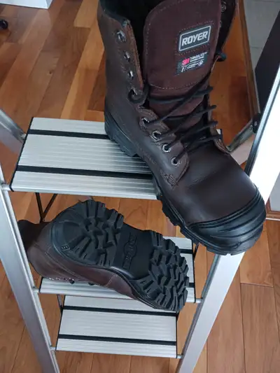 botte de construction gr. 8/9, View more