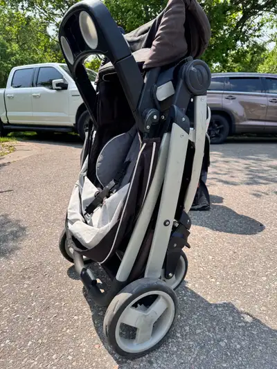 Graco Stroller - good condition Graco Booster Seat - Great condition Please text