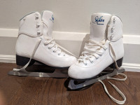 White size 4 figure skates