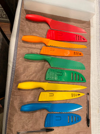 Ceramic knife set