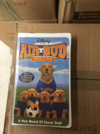 Air Bud: World Pup VHS TAPE 2000 ‧ Family/Comedy ‧ 1h 23m