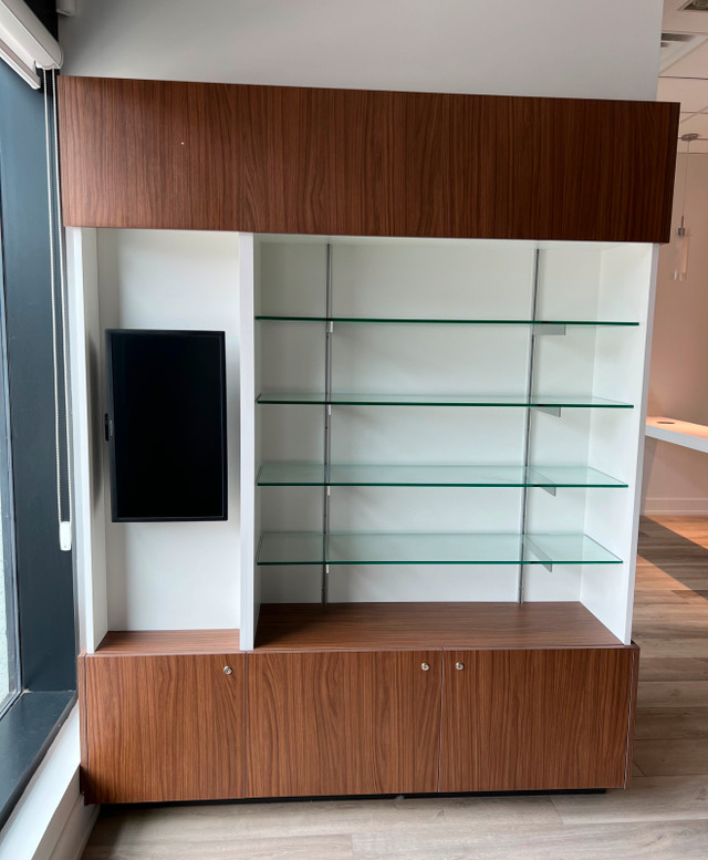 RETAIL DISPLAY UNIT in Other in Oakville / Halton Region