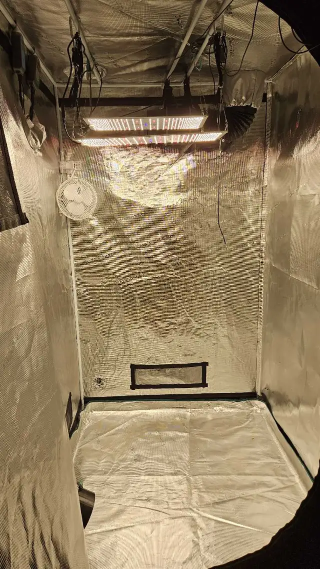 INDOOR GROW TENT - EVERYTHING YOU NEED in Other in Edmonton - Image 2