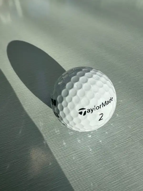 New TaylorMade soft response golf ball in Golf in Ottawa - Image 2