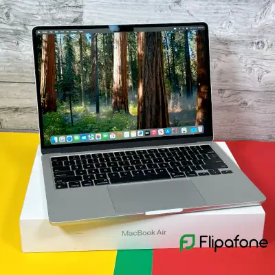 MacBook Air 13" 2024 M3 8-Core CPU - 8GB - 256GB, View more