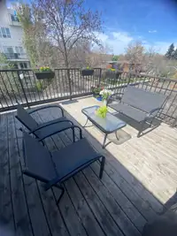 Nice grey/black patio set