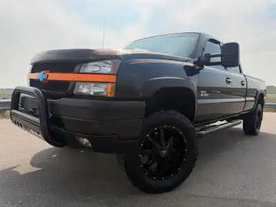 2006 Blue LBZ Crew Cab Long Box 3500 6.6L Duramax 4x4 with ONLY 140K Kilometers! ON LOCATION 2006 LB...