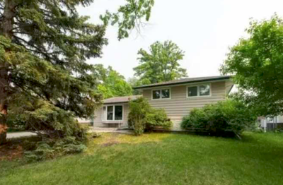 Large house (2700 square feet) with one rooms for rent. House is on Rutgers bay, a quiet residential...