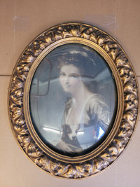 Antique Oval Gesso Picture Frame