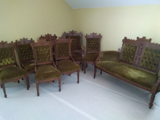 Victorian Eastlake Chairs - 7 in Arts & Collectibles in Kawartha Lakes