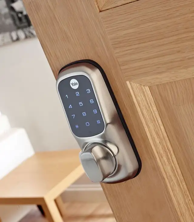 Toronto Locksmith Front St - Car Key Programming - New Locks64959951922179122