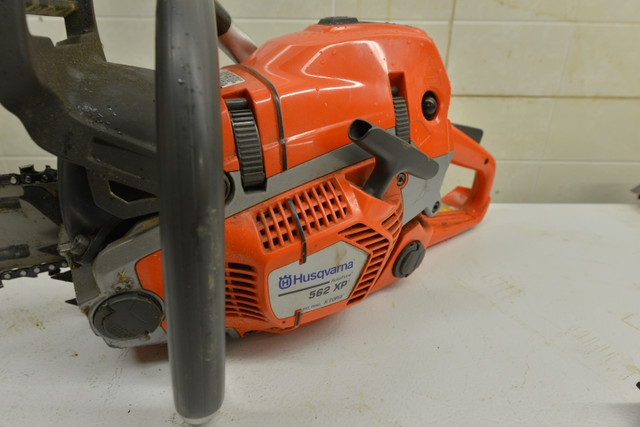 Husqvarna 562 XP Chainsaw in Power Tools in Kitchener / Waterloo - Image 3
