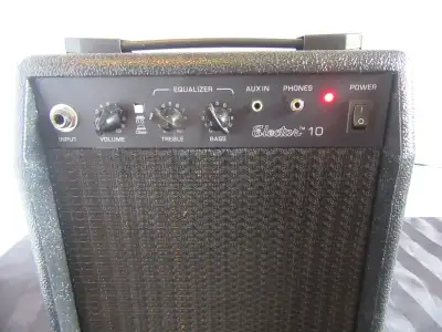 Epiphone Electar 10 Solid State Electric Guitar Amp, View more