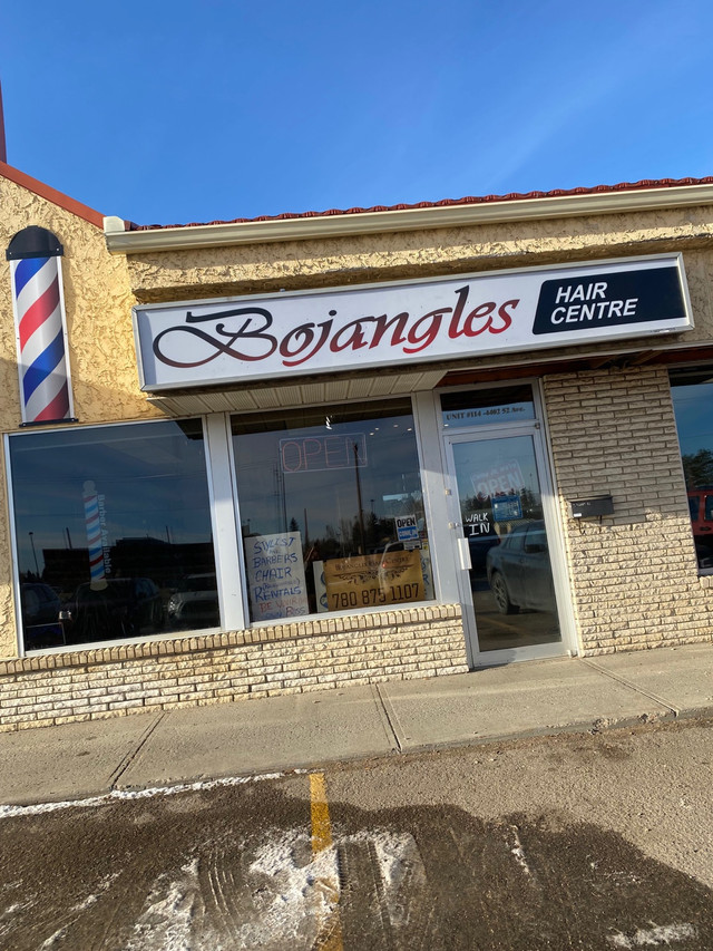 Barbers stylist  in Hair Stylist & Salon in Edmonton